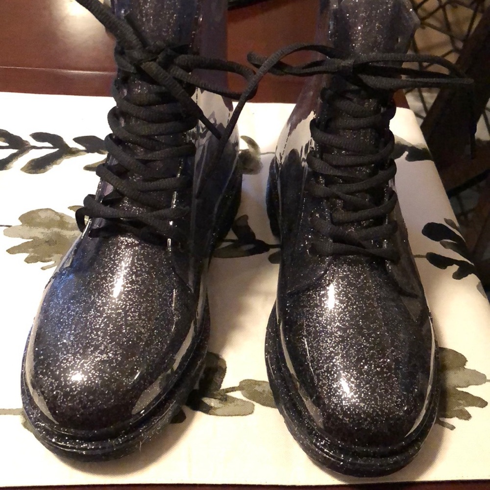 UO Glitter rain boots ☔️